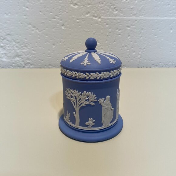 Wedgwood Blue Jasperware Lidded Jar with White Motif - Picture 1 of 8